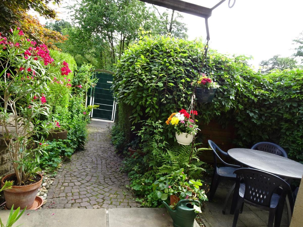 Ferienwohnung Im Gruenen Mit Balkon Herdecke Exterior foto