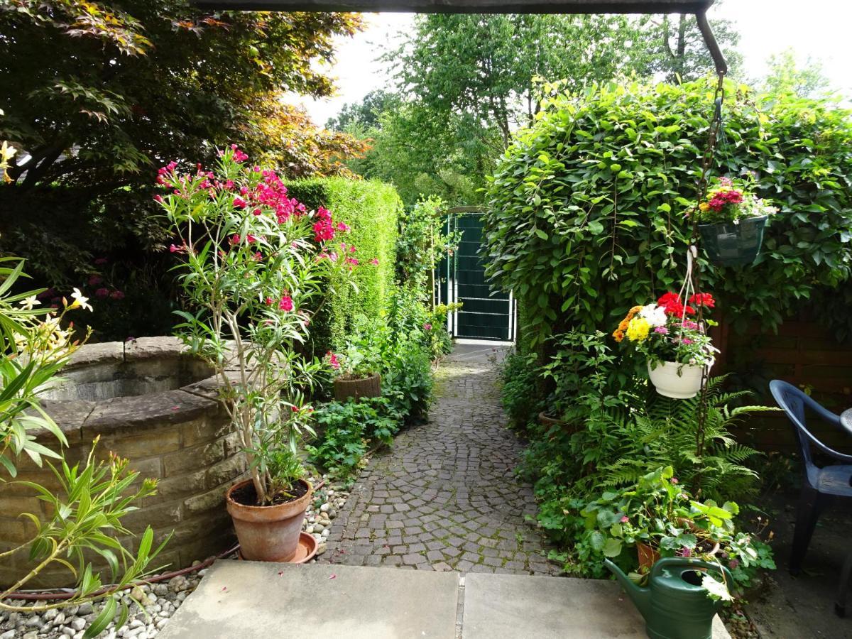 Ferienwohnung Im Gruenen Mit Balkon Herdecke Exterior foto